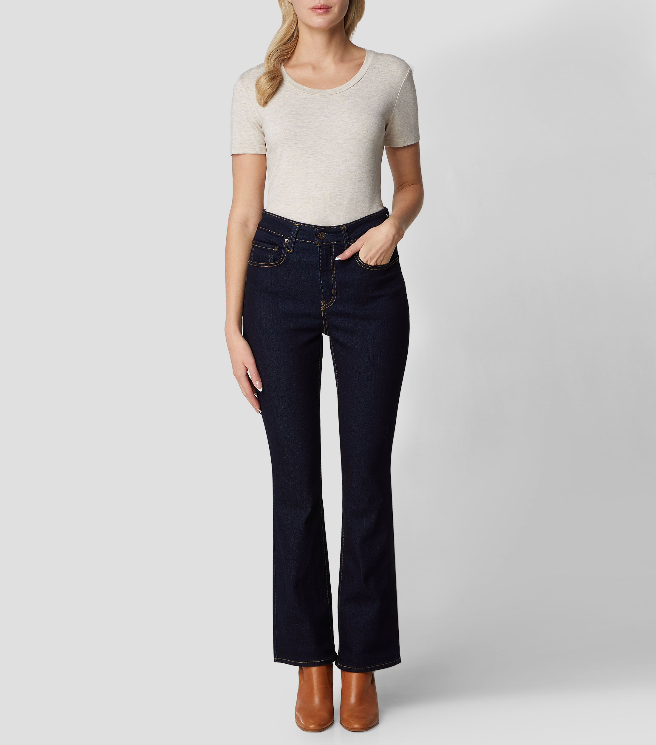 Jeans 725 Bootcut Mujer